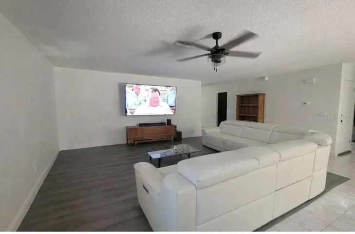 New laminate in living area
