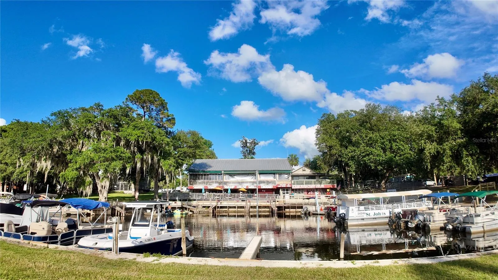 Swamp House Riverfront Bar &amp; Grill