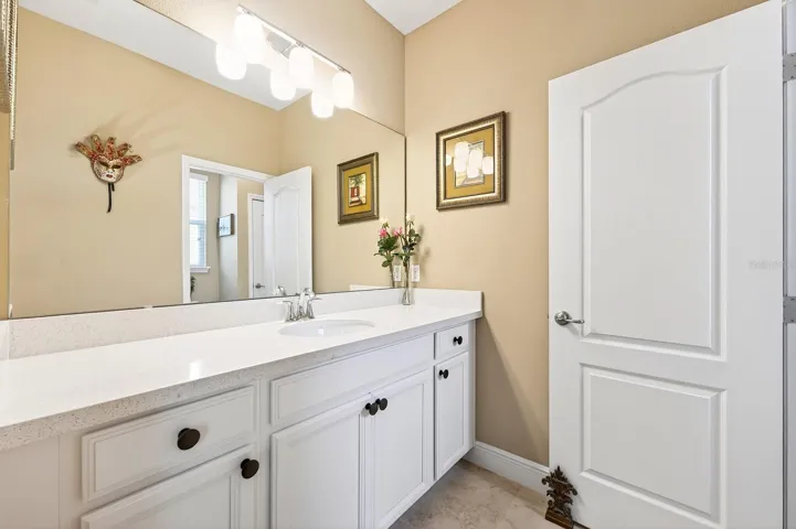 Jack & Jill Bath.