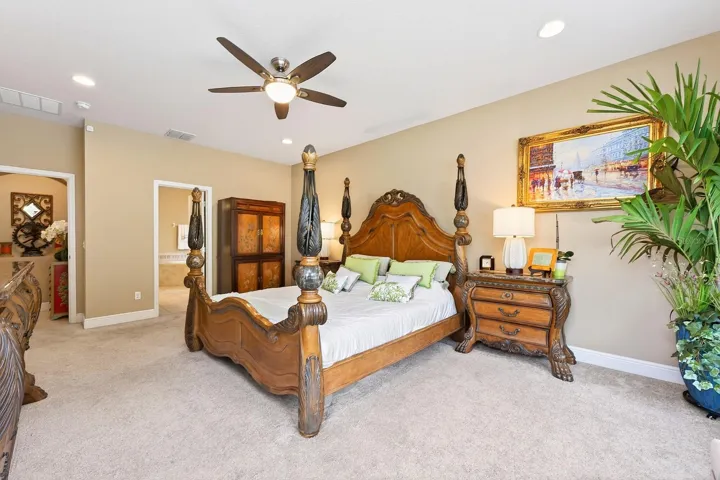 Extended primary suite.