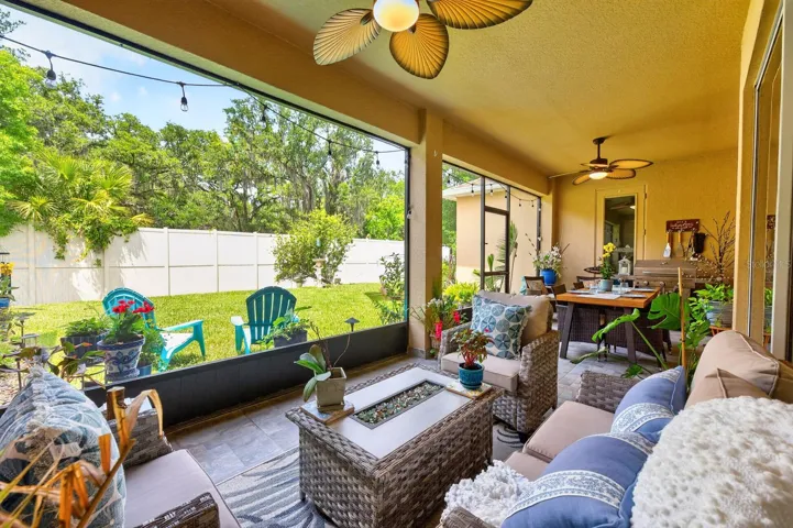 Screened Lanai.