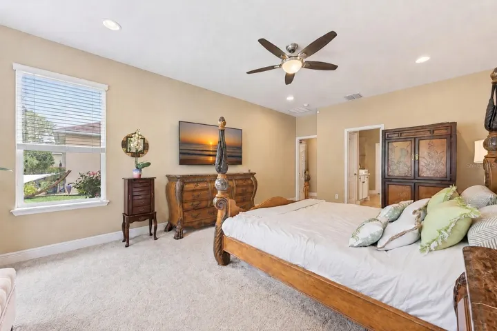 Extended primary suite.