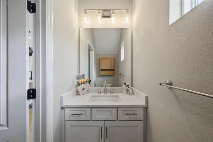 Downstairs guest bathroom