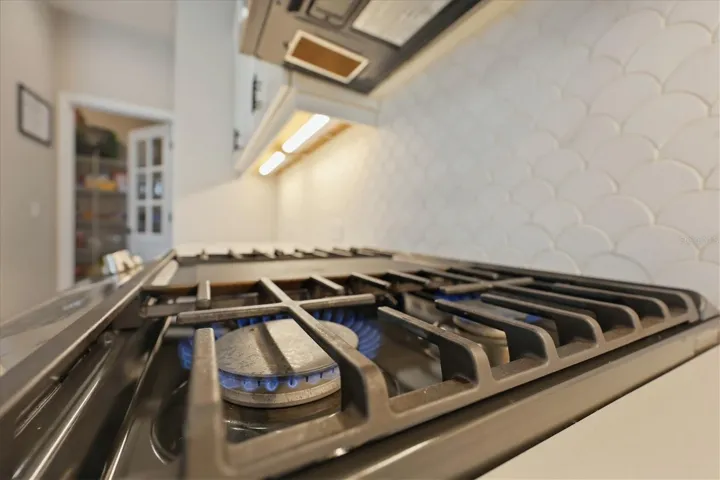 5-burner gas stove top