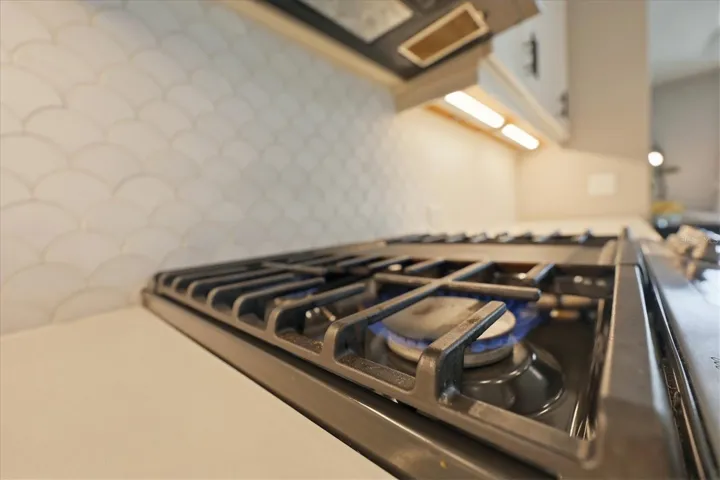 5-burner gas stove top