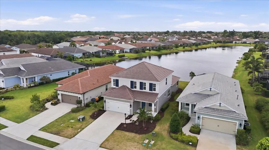 Premium rear Lake view