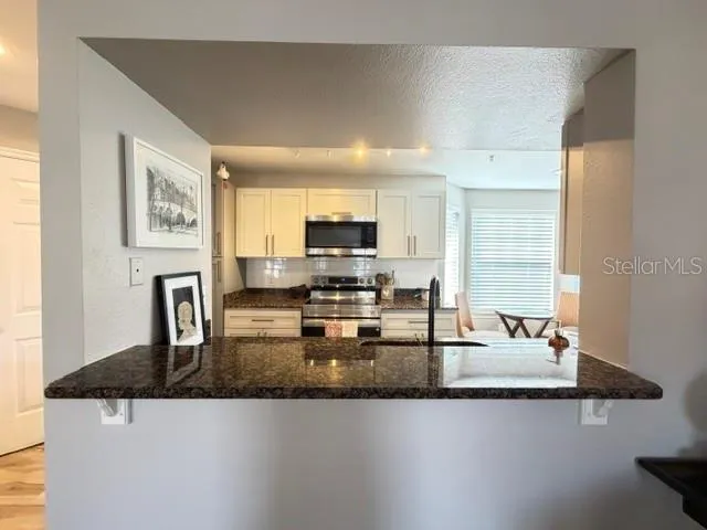 Kitchen bar and pass through