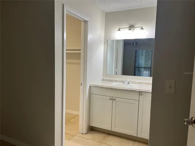 Main bathroom