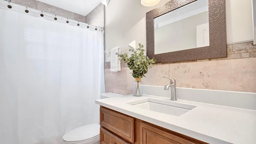 Bath 2 - Tub & Shower