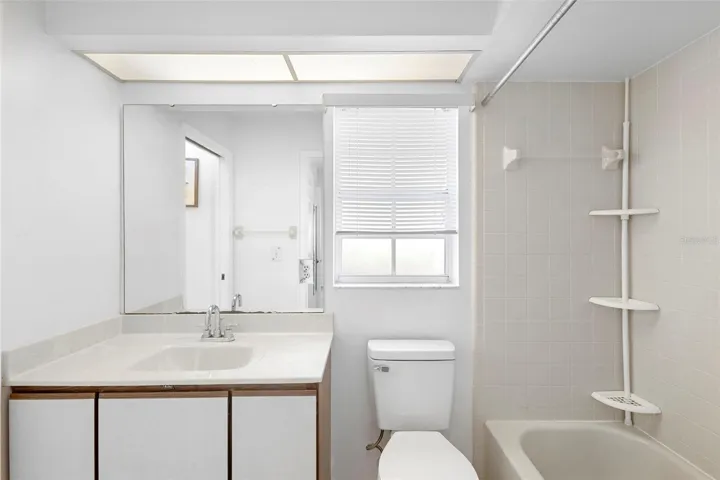 2nd Primary Bathroom