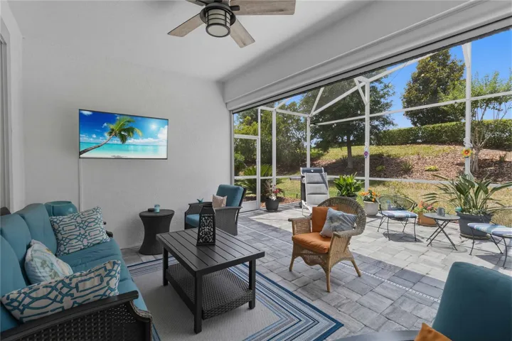extended lanai with private view