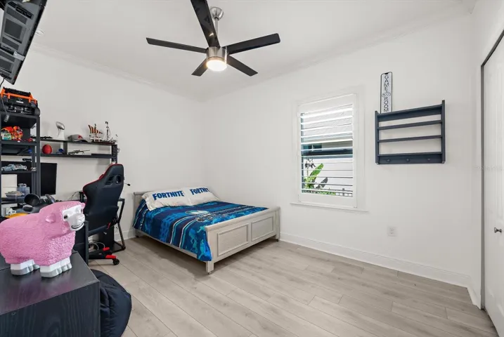 Comfortable Guest Escape