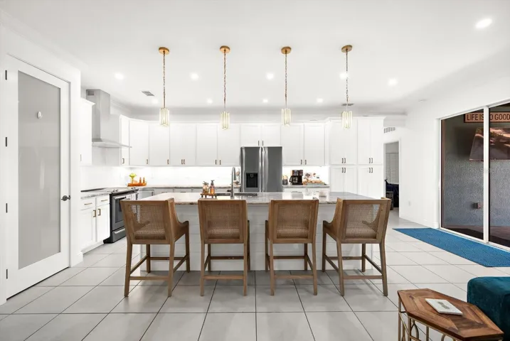 Modern Luxury Kitchen Experience