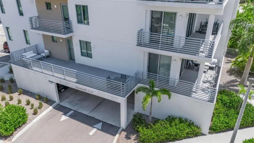 Wrap around balcony