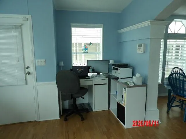 Private area for your office/desk