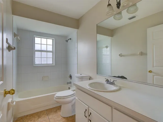 2nd Bathroom