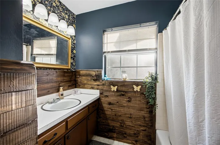 Guest bath