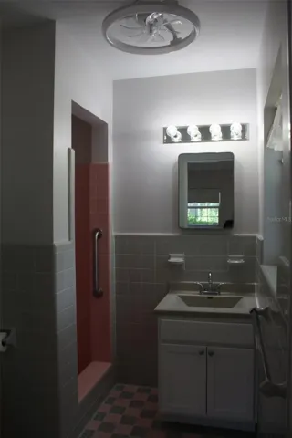 Owners bath