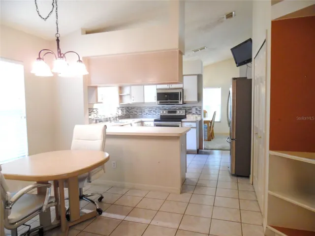 Dinette area looking into kitchen