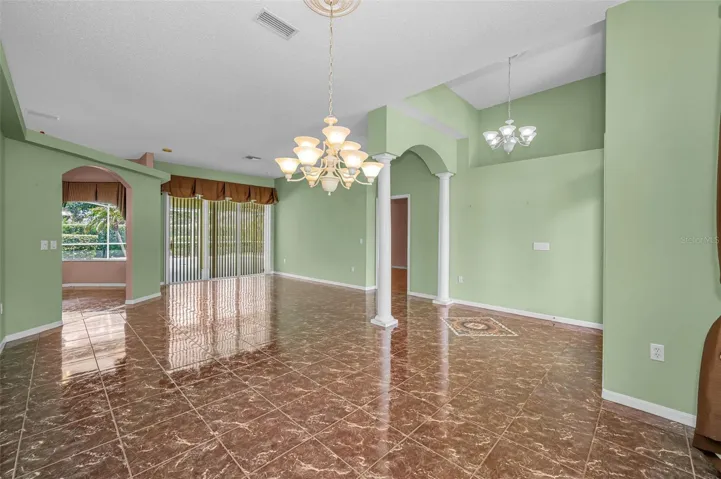 Livingroom and diningroom combination space