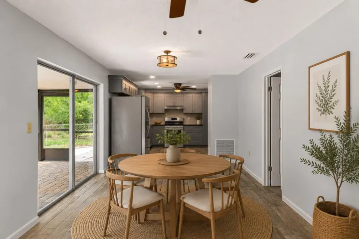 Virtually staged breakfast nook