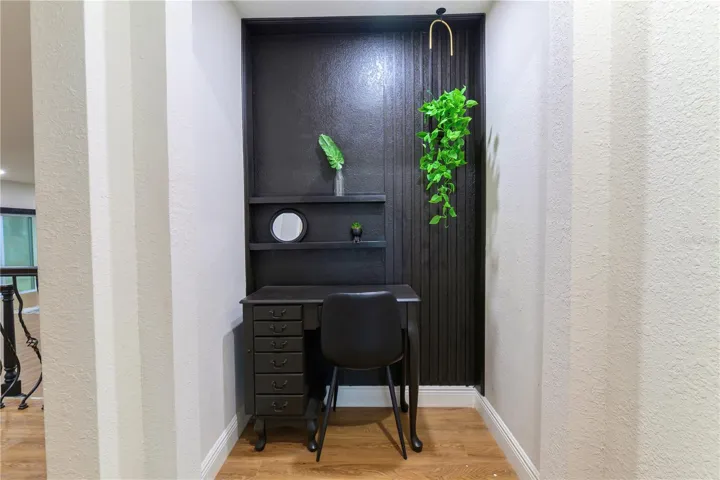 Primary Bedroom Vestibule