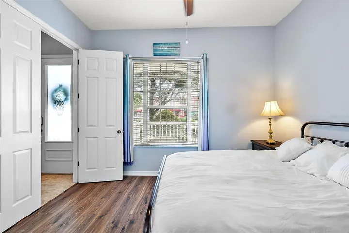 1st floor bedroom en-suite