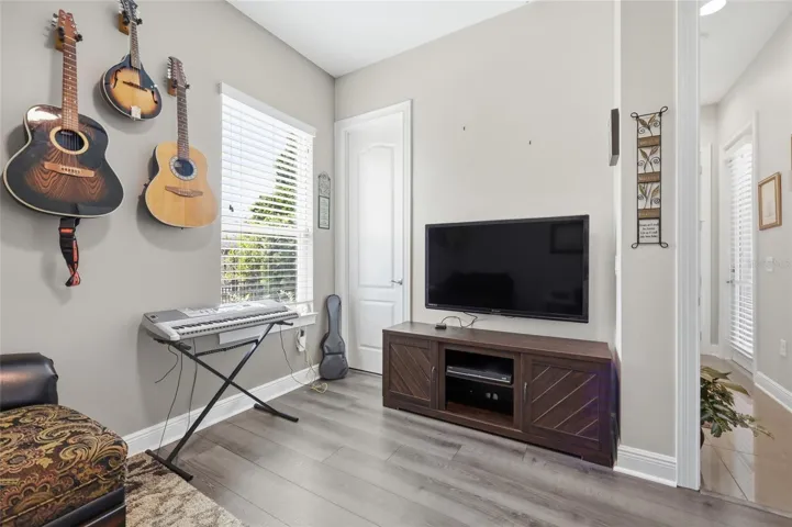 Bedroom 5(First Floor)