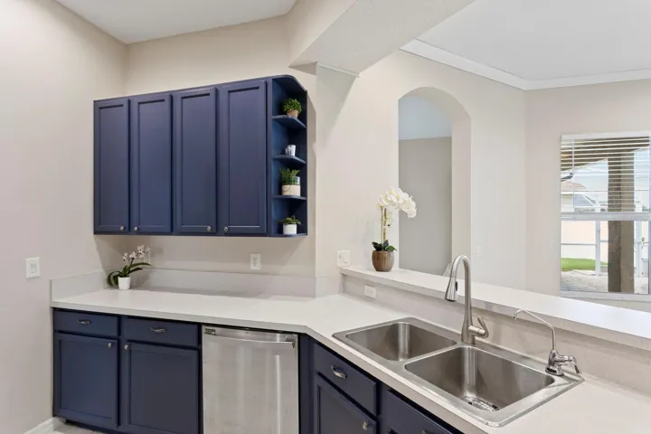 42" upper cabinets in the kitchen