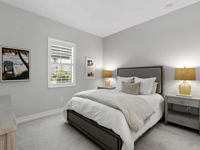 Guest Bed 4 w/ adjacent full bath