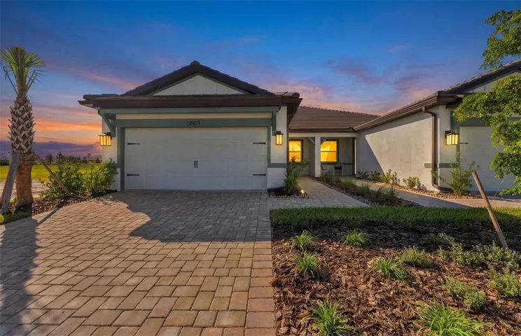 Ellenwood Exterior