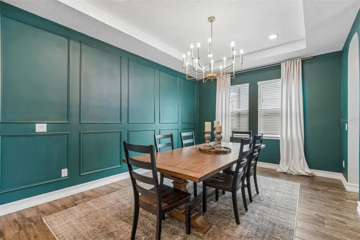 Dining Room with Tray Ceiling