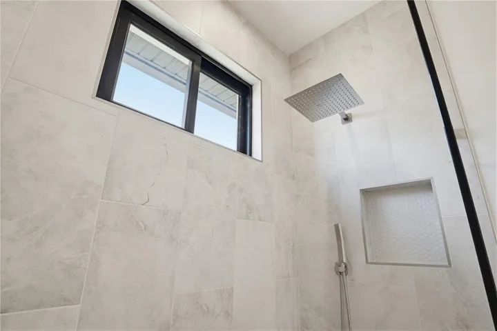 Guest Shower