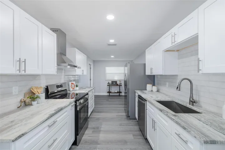 Fully Updated Kitchen