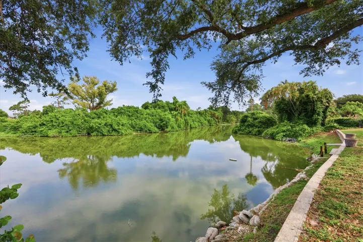 Venice Gardens Lakefront Home with Gorgeous Views