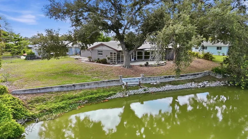 Venice Gardens Lakefront Home on .31 Acre Lot