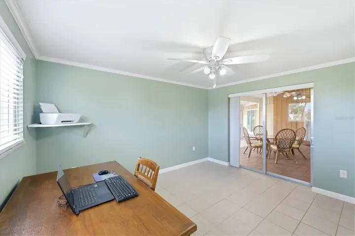 Venice Gardens Lakefront Home