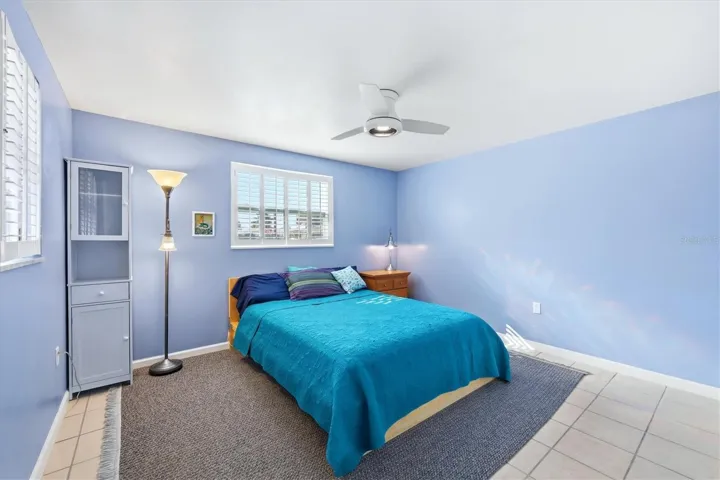 Venice Gardens Lakefront Home