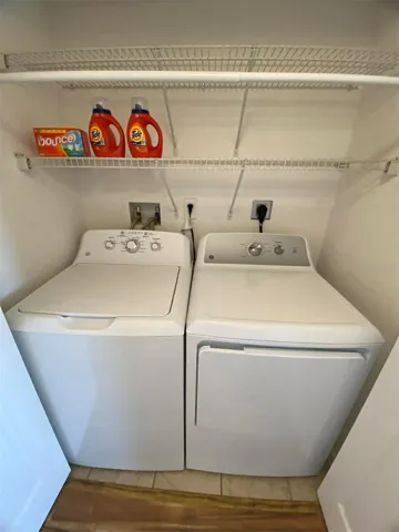 Washer/dryer in unit
