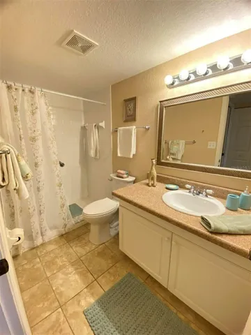 Primary bath with walk in shower