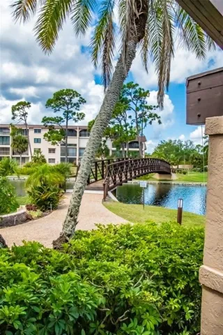 Nice walking paths throughout complex