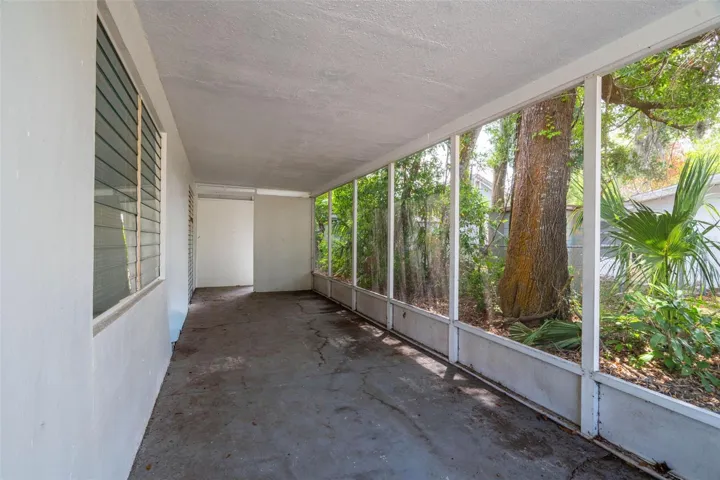 Large side porch/patio