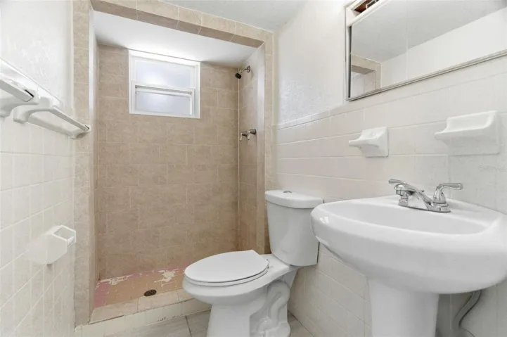 In-Law Studio Full Bath