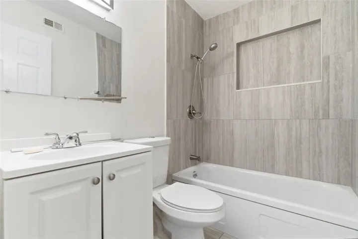 Main home Full Bath