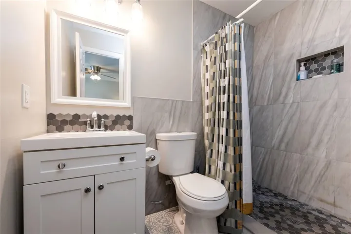 Primary En-Suite