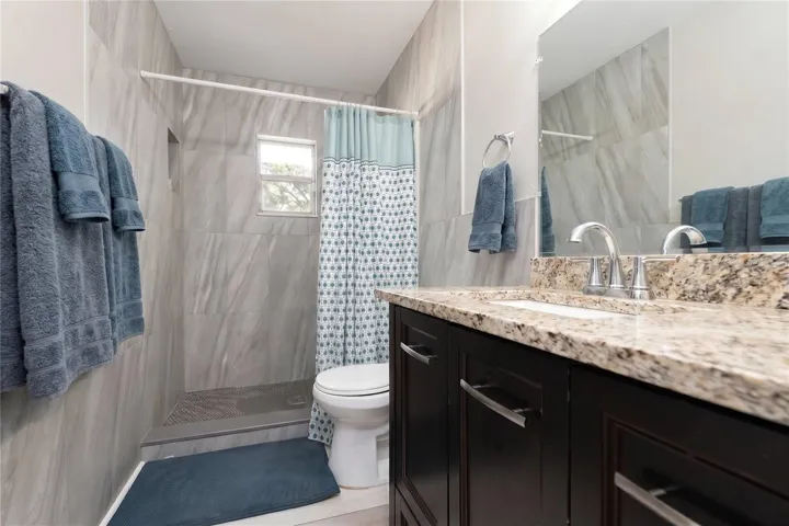 2nd Bathroom