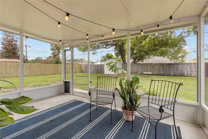 Screened-In Patio