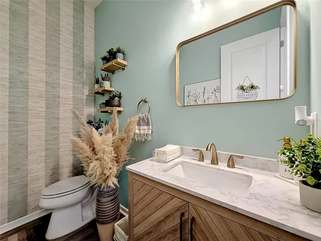Entry / Office Restroom
