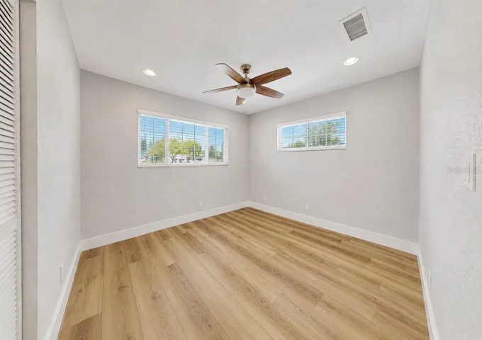 Bedroom 2, Natural Lighting (front of house)