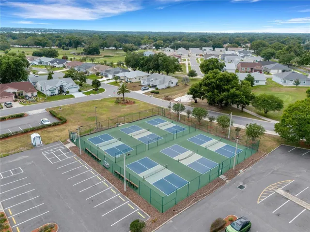 Pickleball Courts
